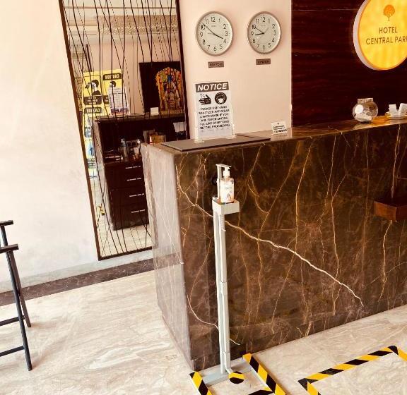 בית מלון כפרי Central Park