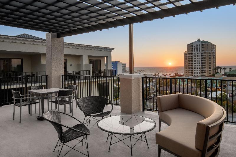 فندق Courtyard By Marriott Clearwater Beach