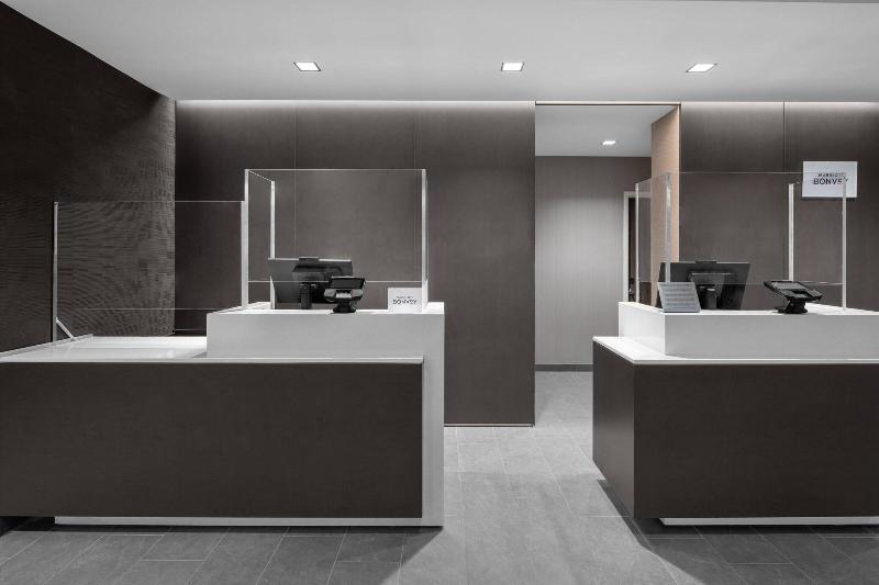 فندق Courtyard By Marriott Clearwater Beach