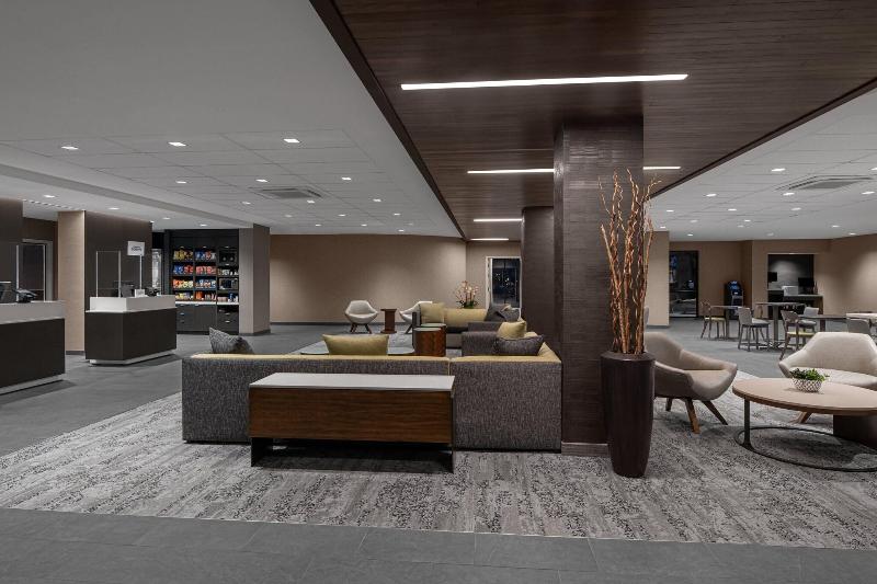 فندق Courtyard By Marriott Clearwater Beach