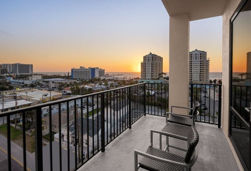 فندق Courtyard By Marriott Clearwater Beach