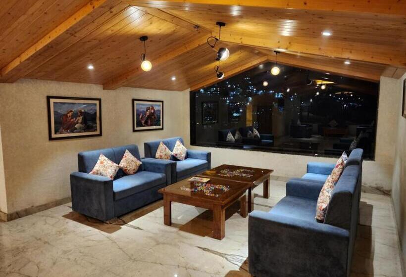 فندق Golden Fern Resort