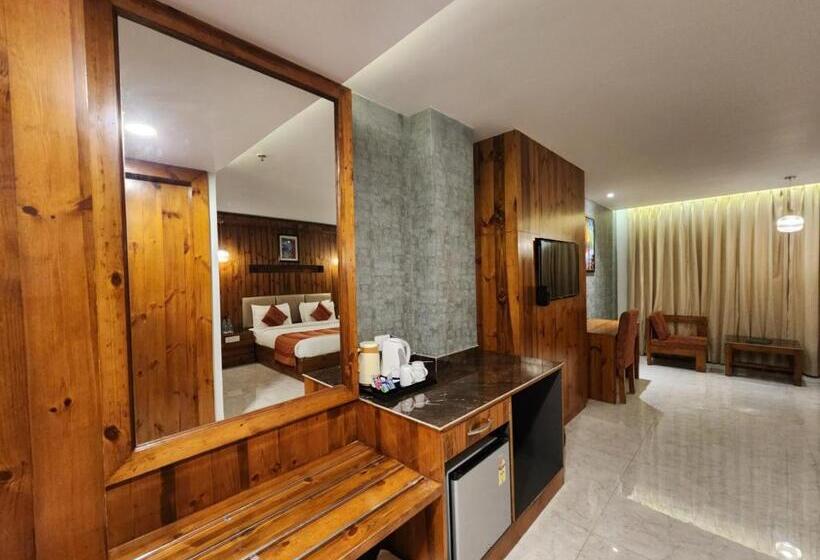 فندق Golden Fern Resort