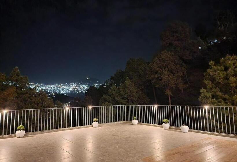 فندق Golden Fern Resort