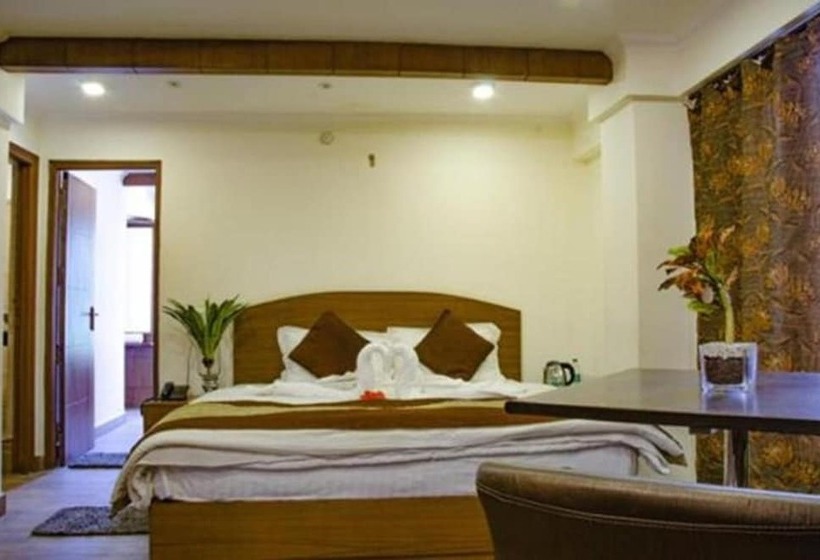 酒店 Goroomgo Mall Road Abhinandan Mussoorie