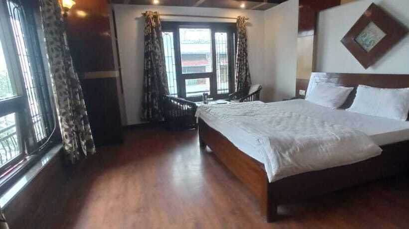 酒店 Goroomgo Mall Road Abhinandan Mussoorie