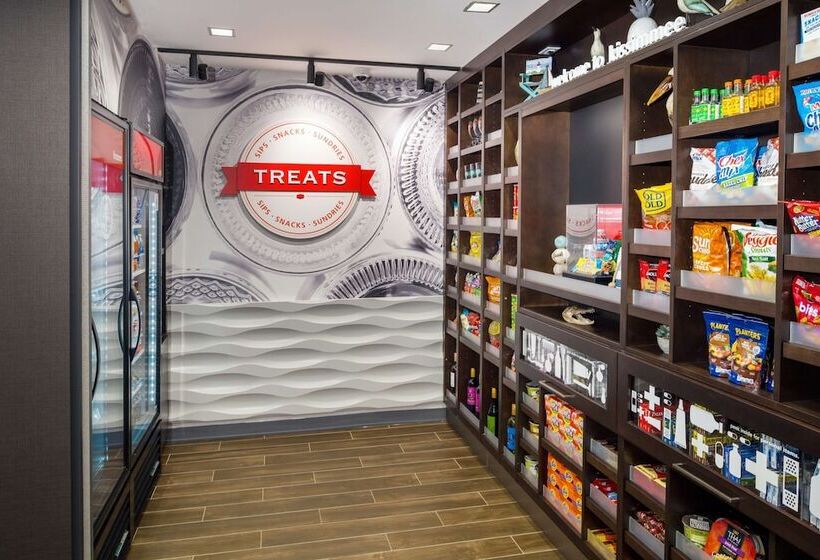 فندق Hampton Inn Kissimmee North