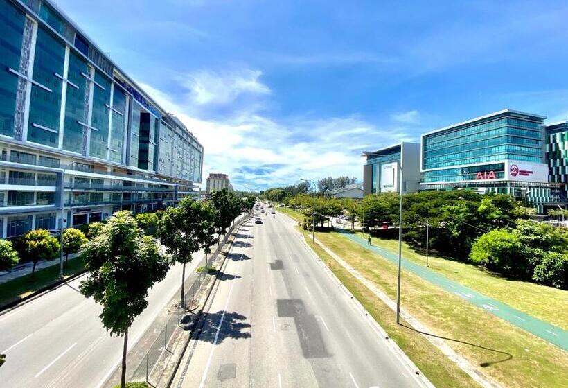 Harper Boutique Hotel At Sutera Avenue