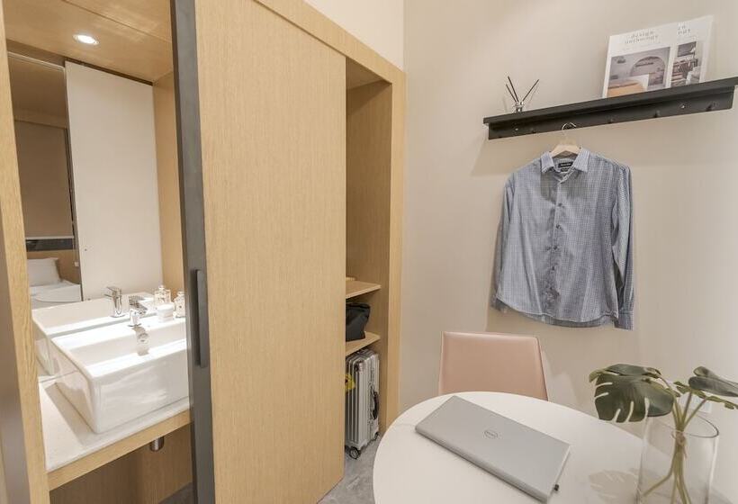 Harper Boutique Hotel At Sutera Avenue