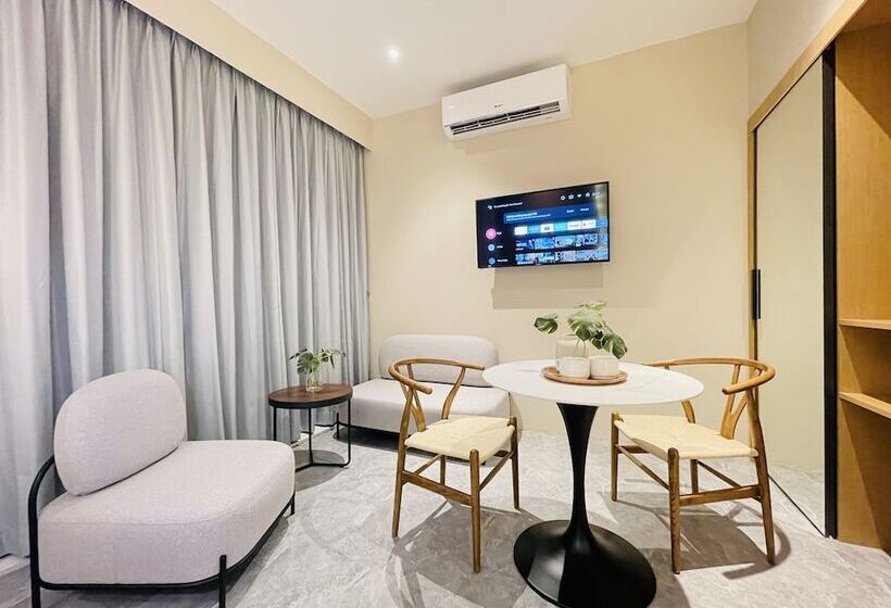 Harper Boutique Hotel At Sutera Avenue