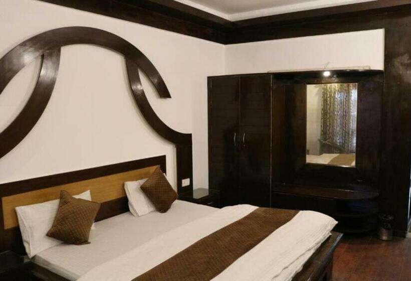 酒店 Goroomgo Mall Road Abhinandan Mussoorie