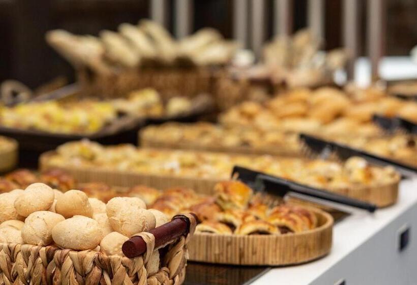 Отель Itatiaia Resort & Eventos