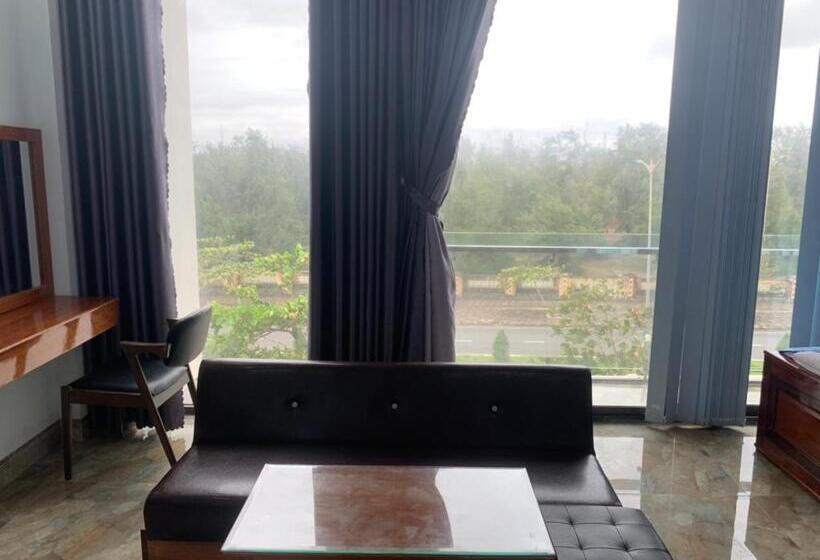 هتل Khách Sạn Nghinh Phong Beach Tuy Hòa