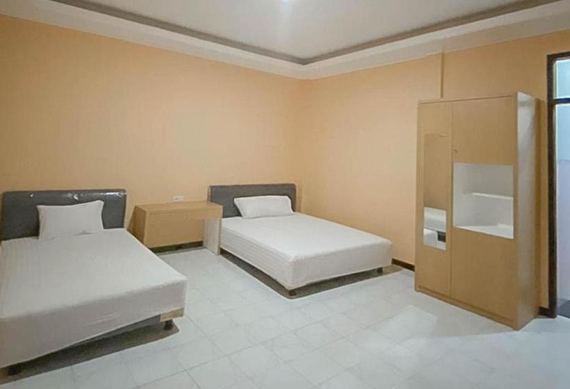 ホテル Mahkota Residence Mitra Reddoorz