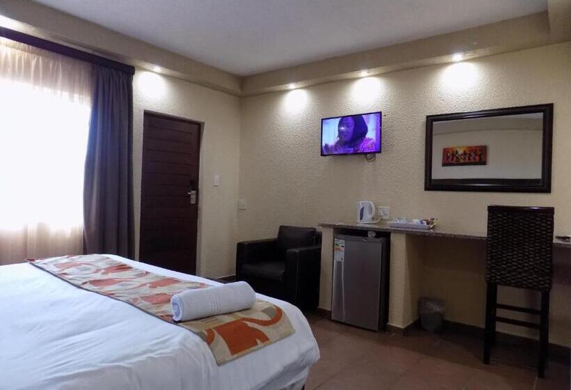 Отель Margate Beach Lodge