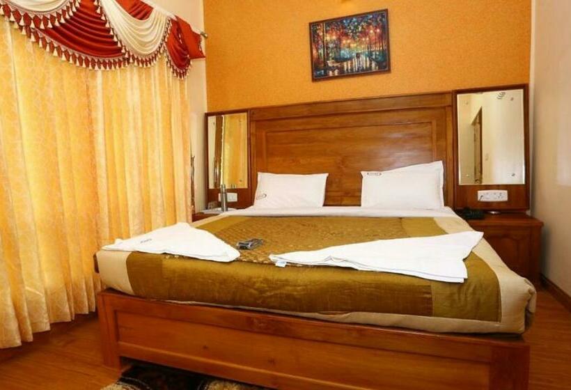 בית מלון כפרי Mmr Grand Inn