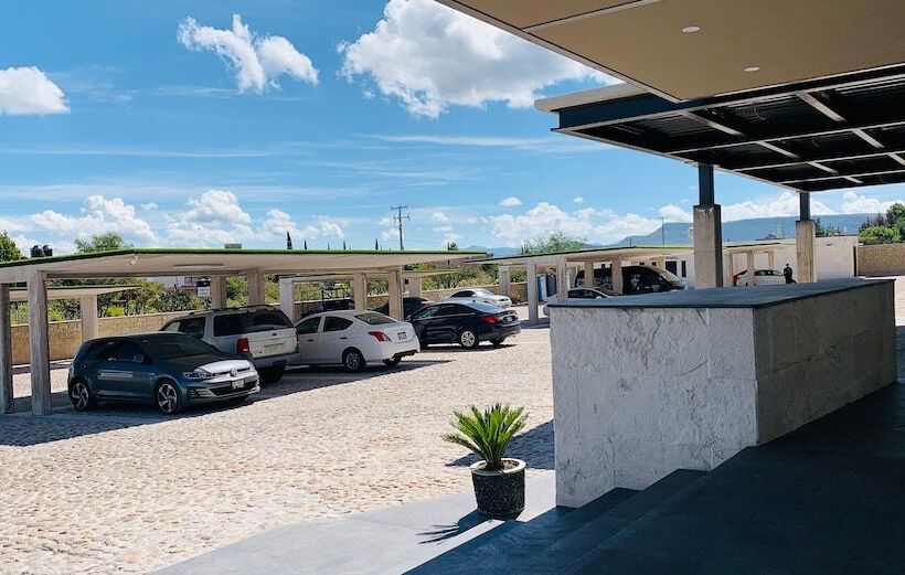 Отель Mx Más San Miguel De Allende