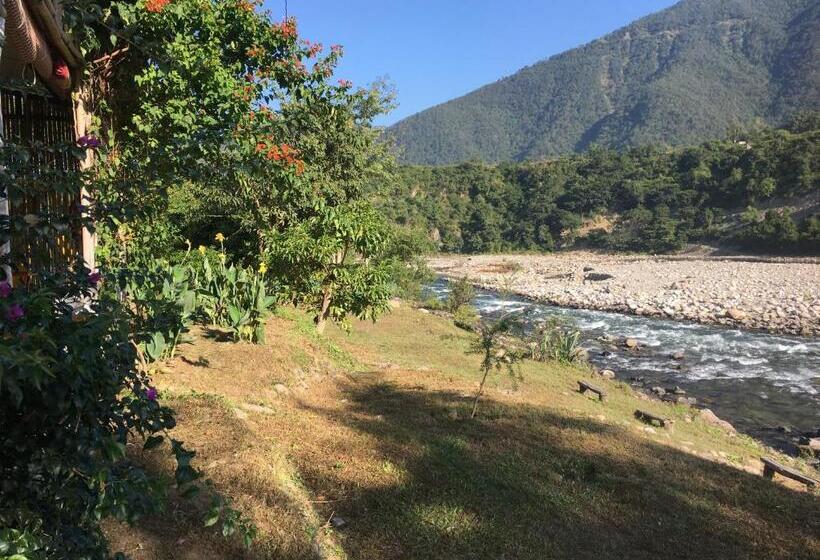 فندق Nayar Valley Retreat