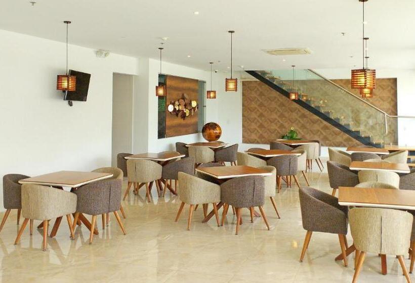 酒店 Royal Elim International