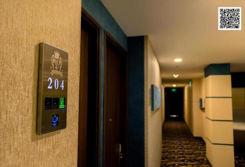 هتل Royal Elim International