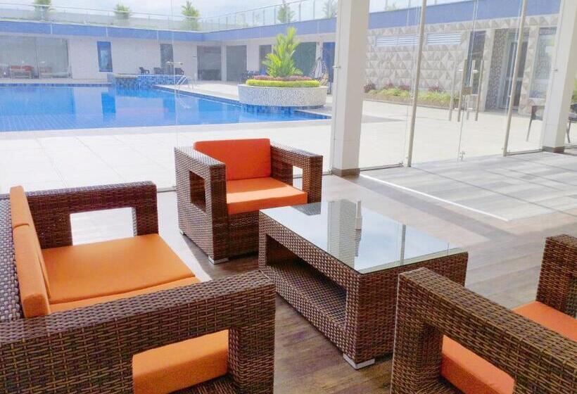 酒店 Royal Elim International