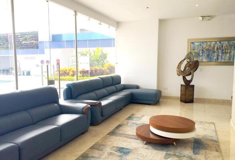 酒店 Royal Elim International