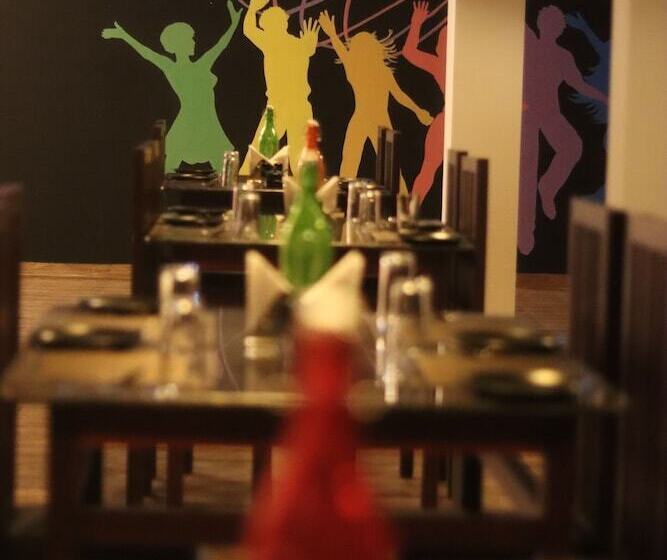 ホテル Runway Inn