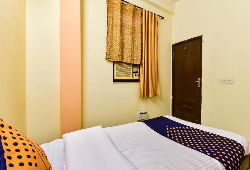 호텔 Spot On Platinum Inn