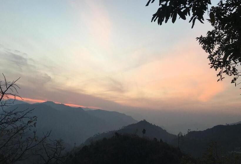 בית מלון כפרי The Golden Sunrise