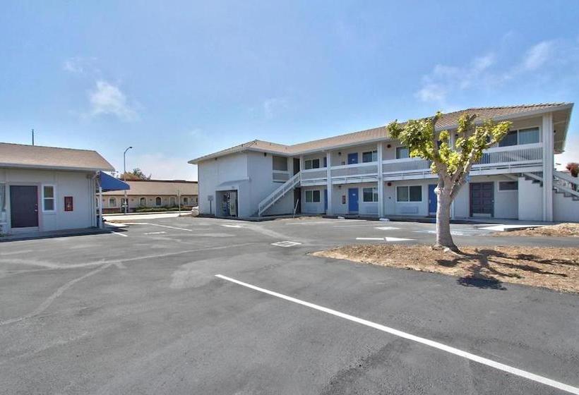 汽车旅馆  Coastal Valley Inn