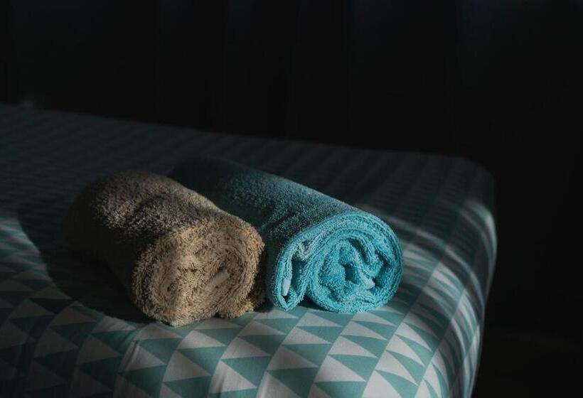 פנסיון Beach Avenue Apartment