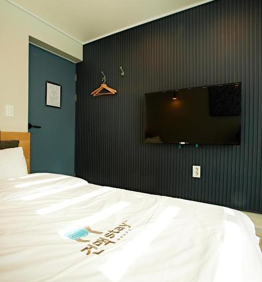 펜션 Geonmaek Stay