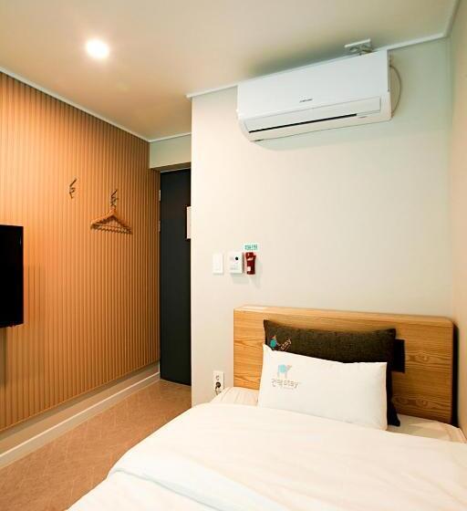 펜션 Geonmaek Stay