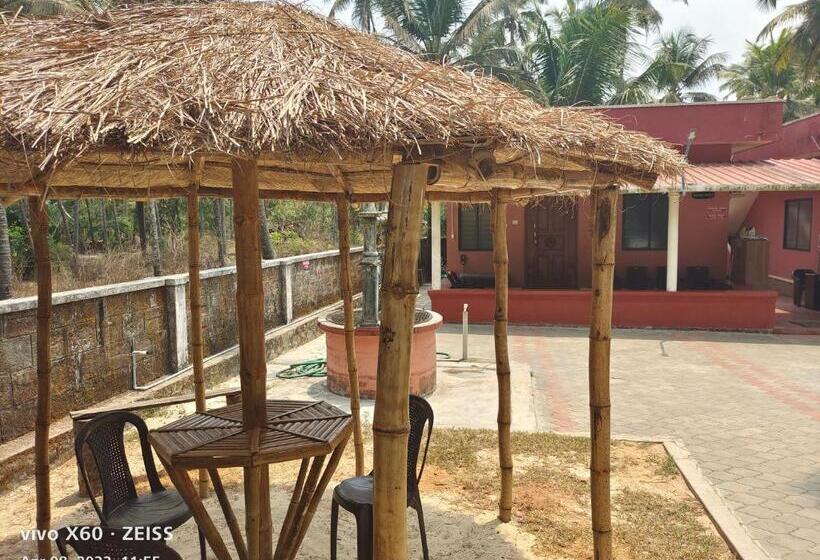 펜션 His Grace Sea View Cottages   Private Beach At Malpe