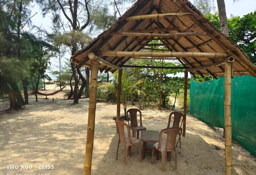 펜션 His Grace Sea View Cottages   Private Beach At Malpe