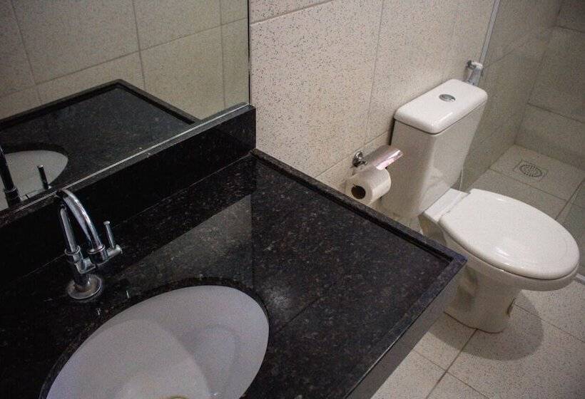 פנסיון Pousada Vitoria