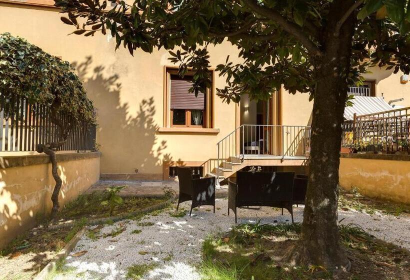 پانسیون Sleep Tight Florence