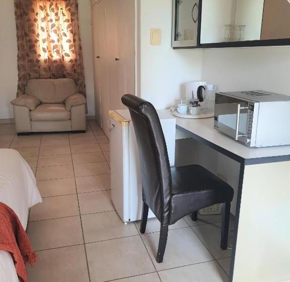 بنسيون The Lionfish Guesthouse