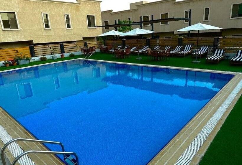 استراحتگاه Saken Village