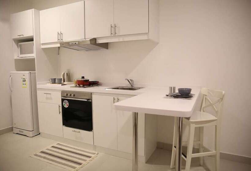 استراحتگاه Saken Village