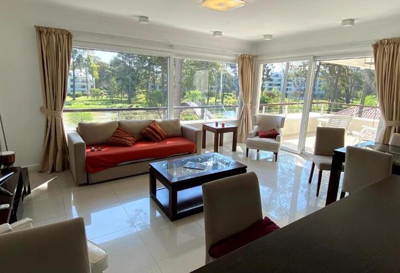 Solanas Green Park Apartamento Penthouse 2 Pisos, Vista Al Lago En Esquina