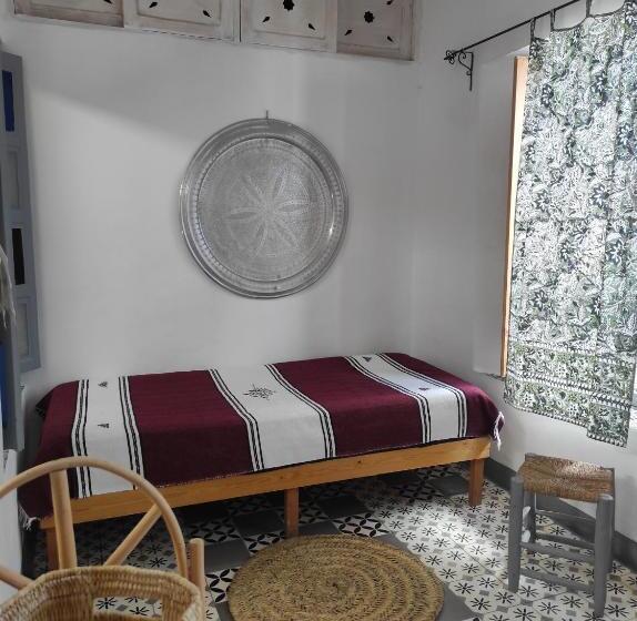 Vallparadis Pension Familiar Firdaus