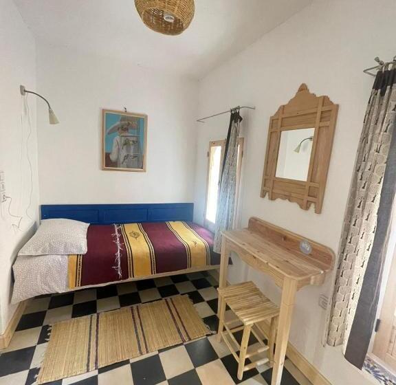 Vallparadis Pension Familiar Firdaus