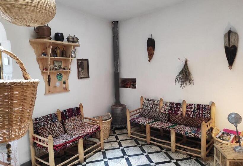 Vallparadis Pension Familiar Firdaus