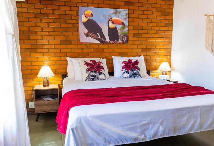 هاستل Tucanos Búzios