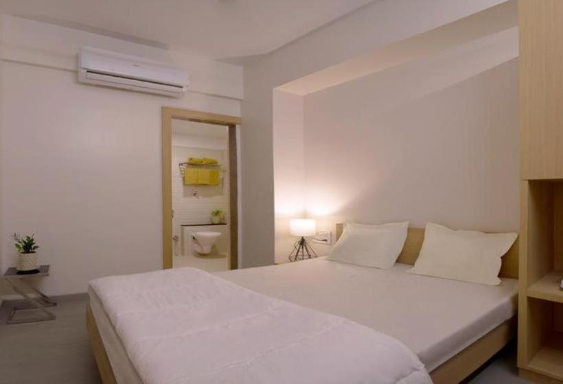 تختخواب و صبحانه Aavas Inn