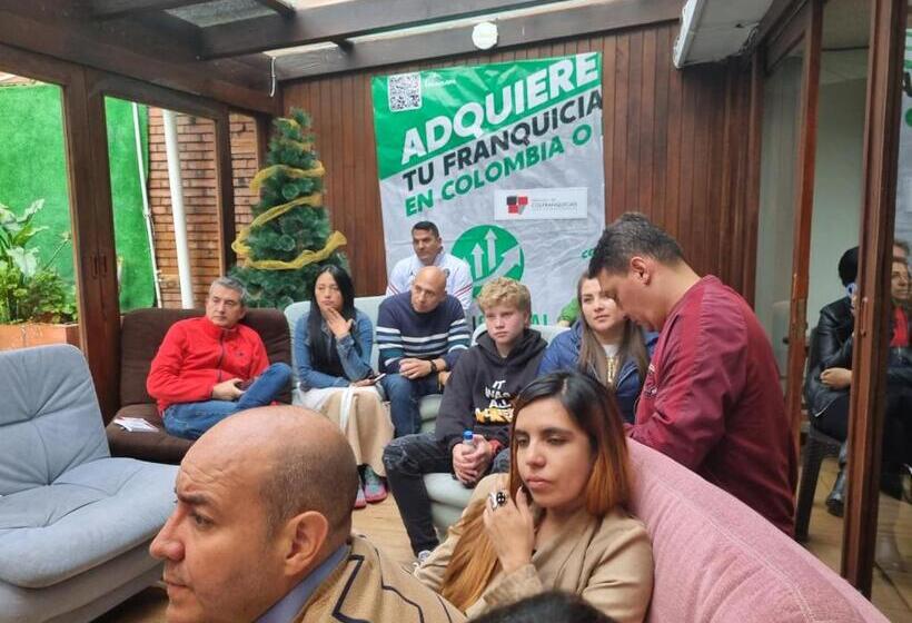 Bed and Breakfast Acogedor Hostal Usaquen La Parada Del Tren