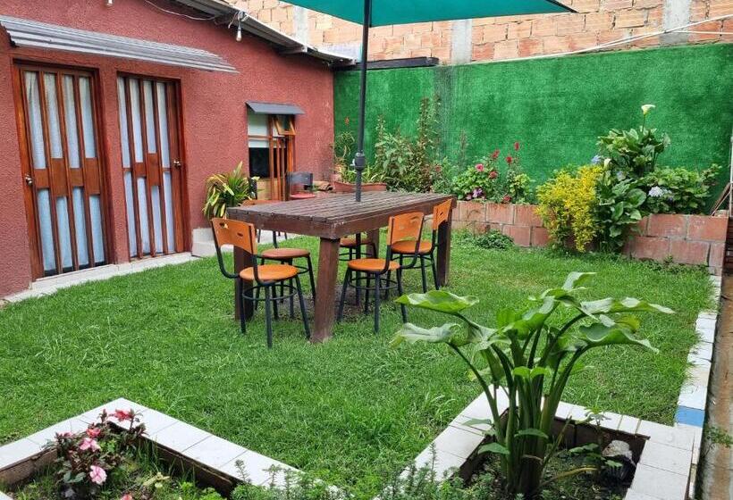 Bed and Breakfast Acogedor Hostal Usaquen La Parada Del Tren