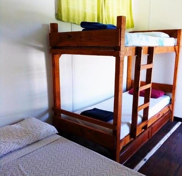 تختخواب و صبحانه La Máquina Del Tiempo