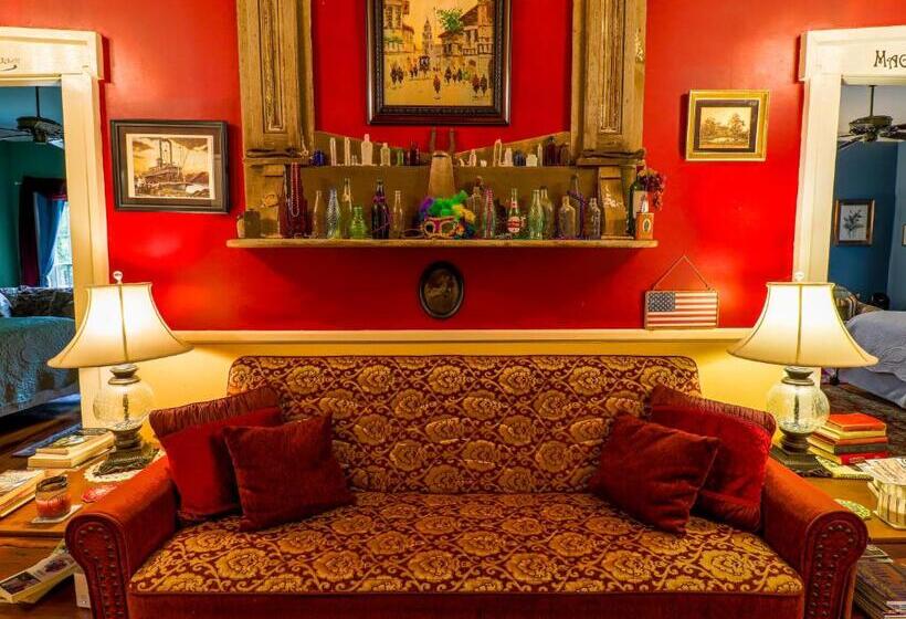 ベッドアンドブレックファースト The Steamboat Inn